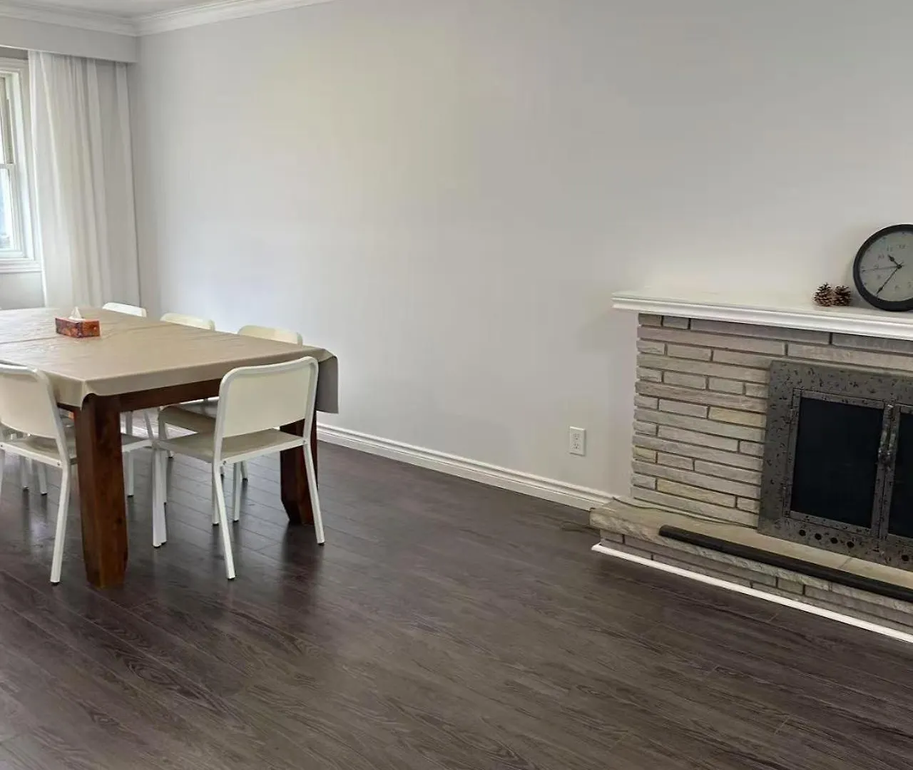 Affittacamere Finch Subway Room With Desk Light Queen Bed Near 401 Toronto